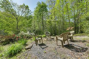 15 Mins to Polar Express: Cabin w/ Hot Tub!