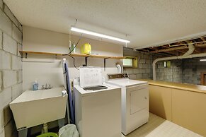 15 Mins to Polar Express: Cabin w/ Hot Tub!