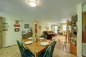 15 Mins to Polar Express: Cabin w/ Hot Tub!