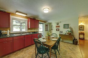 15 Mins to Polar Express: Cabin w/ Hot Tub!