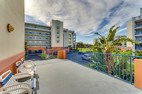 New Smyrna Beach Condo w/ Balcony & Pool Access