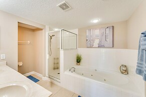 New Smyrna Beach Condo w/ Balcony & Pool Access
