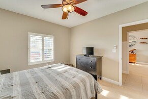 New Smyrna Beach Condo w/ Balcony & Pool Access