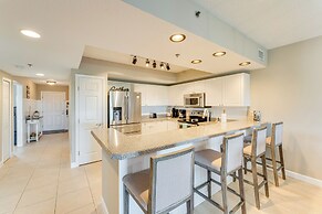 New Smyrna Beach Condo w/ Balcony & Pool Access