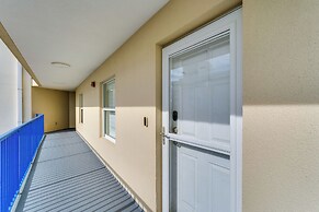 New Smyrna Beach Condo w/ Balcony & Pool Access