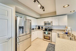 New Smyrna Beach Condo w/ Balcony & Pool Access