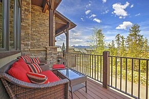 Lavish Fraser Townhome With Deck & Mountain Views!