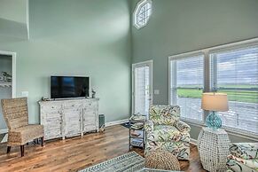 Spacious Beach Cottage w/ Private Dock Access