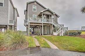 Spacious Beach Cottage w/ Private Dock Access