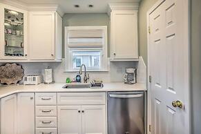 Spacious Beach Cottage w/ Private Dock Access