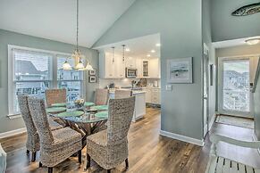 Spacious Beach Cottage w/ Private Dock Access