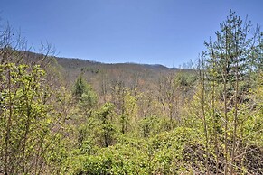 Scenic Highbearnation Lodge Near Hiking!