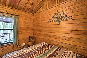 Timber Brooke Cabin: Hot Tub & Central Location!