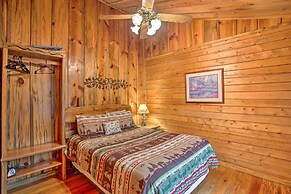 Timber Brooke Cabin: Hot Tub & Central Location!