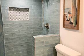 Kitty Hawk Coastal Escape w/ Updated Interior!