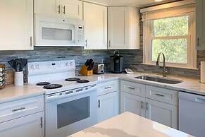 Kitty Hawk Coastal Escape w/ Updated Interior!