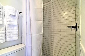 Pet-friendly Madeira Beach Studio Near Coast!