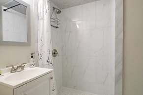 Quaint Arlington Vacation Rental w/ Patio!