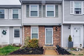 Quaint Arlington Vacation Rental w/ Patio!