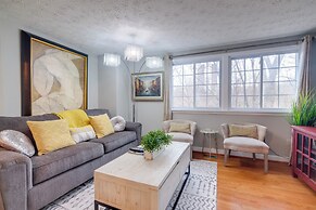 Quaint Arlington Vacation Rental w/ Patio!