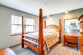 Beautiful Branson Condo w/ Golf + Pool Access!