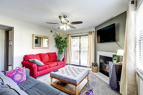 Beautiful Branson Condo w/ Golf + Pool Access!