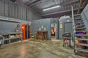 Charming Quitman Cabin < 2 Miles to Lake Fork