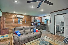 Charming Quitman Cabin < 2 Miles to Lake Fork