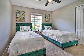 Grou-friendly Kissimmee Home: 7 Mi to Disney Parks