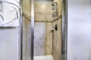 Grou-friendly Kissimmee Home: 7 Mi to Disney Parks