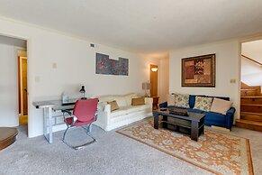 Mountain-view Maggie Valley House w/ Spacious Deck