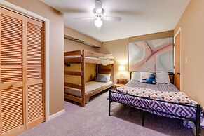 Mountain-view Maggie Valley House w/ Spacious Deck