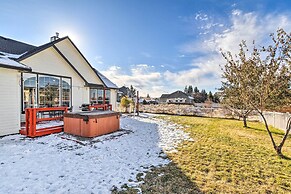 Alluring Home w/ Fire Pit < 1/2 Mi to Oit!