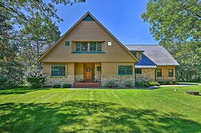 Nekoosa Golf Course Retreat w/ Hot Tub!