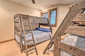 Nekoosa Golf Course Retreat w/ Hot Tub!