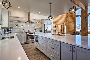Luxe Mountain Cabin w/ Spa, 6 Mi to Park City!