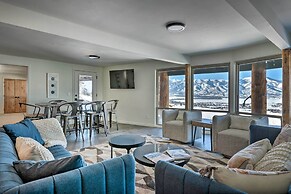 Luxe Mountain Cabin w/ Spa, 6 Mi to Park City!