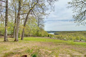 Lake-view Retreat w/ Fire Pit in Mountain Home!