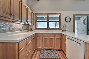 Lake-view Retreat w/ Fire Pit in Mountain Home!