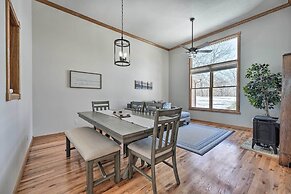 Lake-view Retreat w/ Fire Pit in Mountain Home!