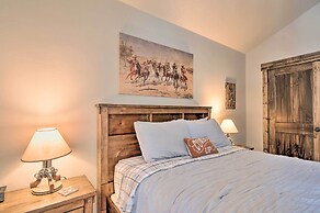 'longview Lodge' w/ Furnished Deck & Fire Pit!