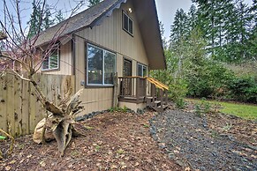 Coastal Cabin w/ Puget Sound & Rainier Views!