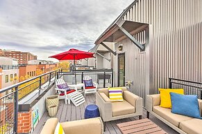 Downtown Condo w/ Rooftop Patio & City Views!