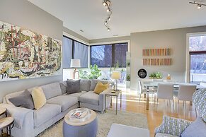 Downtown Condo w/ Rooftop Patio & City Views!