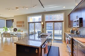 Downtown Condo w/ Rooftop Patio & City Views!