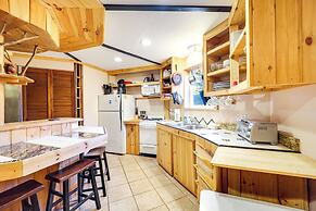 Unique West Jefferson Home w/ Fire Pit & Grill!