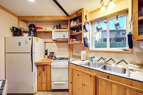 Unique West Jefferson Home w/ Fire Pit & Grill!