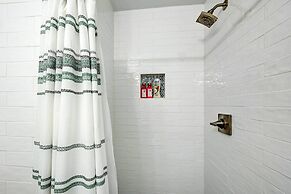 Lovely Solana Beach Home w/ Views: 2 Mi to Ocean!