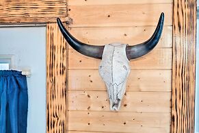 Sunny 'catfish Cabin' w/ Views of Toledo Bend