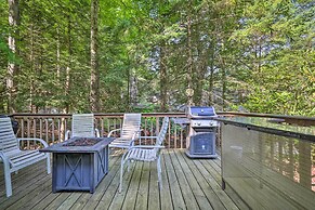 Walk to Lake Wallenpaupack: Greentown Getaway